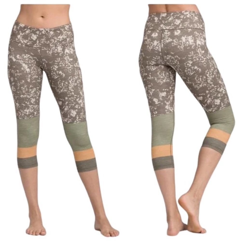 Prana Multicolor Patterned Capri yoga exercise Leggings small